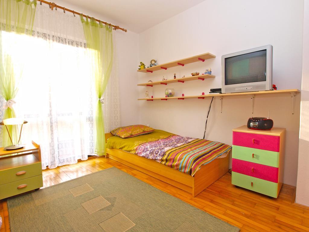 Family Friendly Apartment 946 Pula Luaran gambar